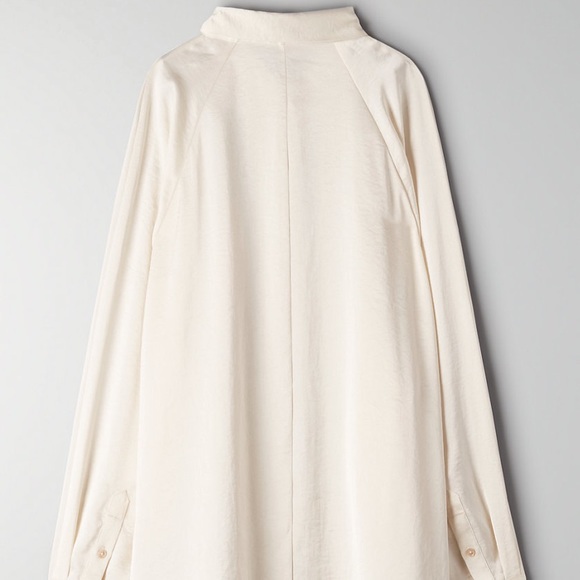 Aritzia Wilfred Relaxed Button-Up - Picture 7 of 8